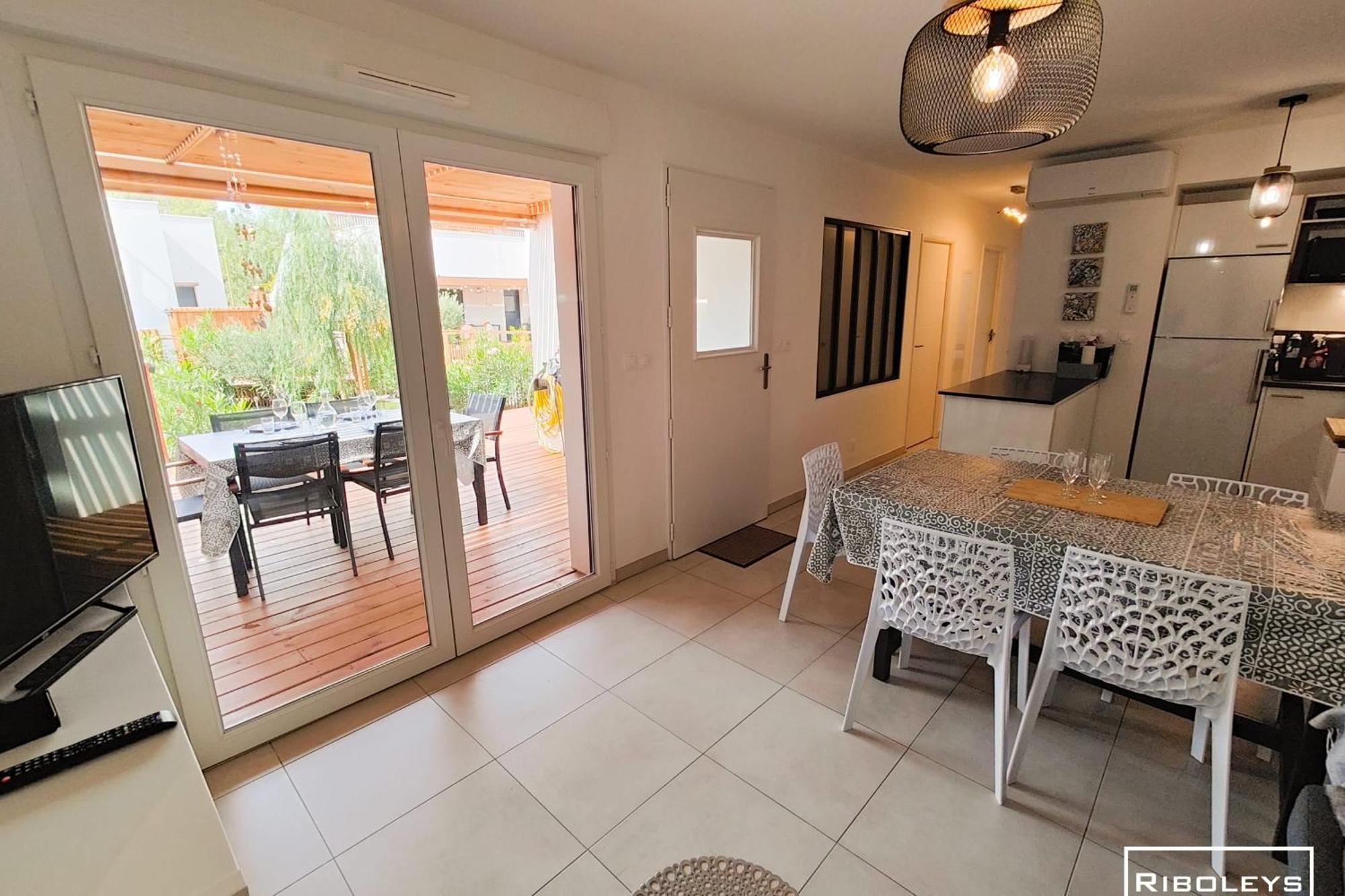 Villa T3 Climatisee En Residence Avec Piscine Vias Exteriér fotografie