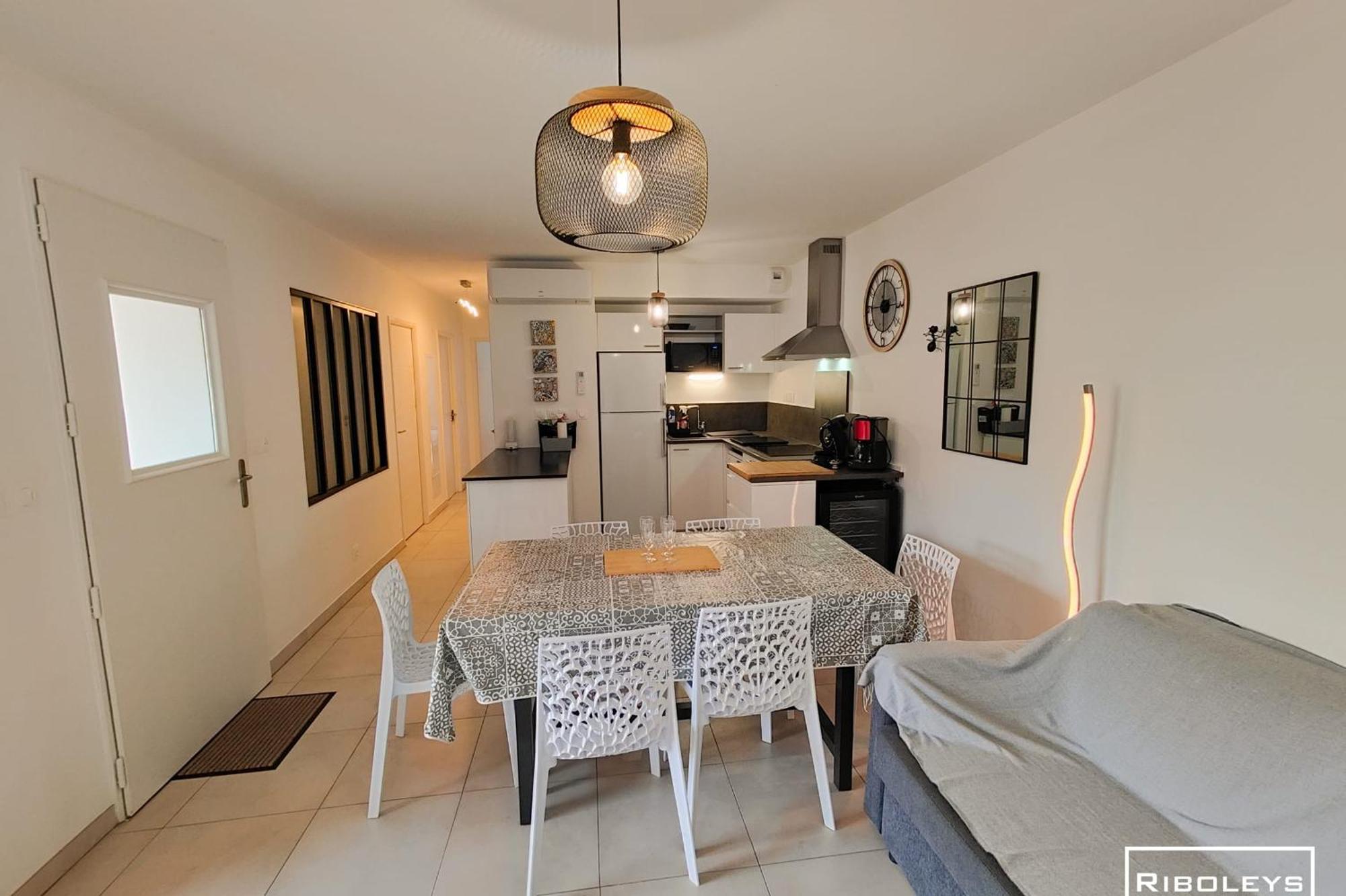 Villa T3 Climatisee En Residence Avec Piscine Vias Exteriér fotografie