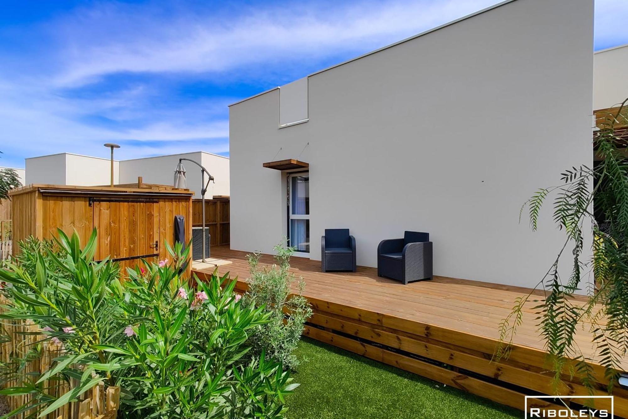 Villa T3 Climatisee En Residence Avec Piscine Vias Exteriér fotografie